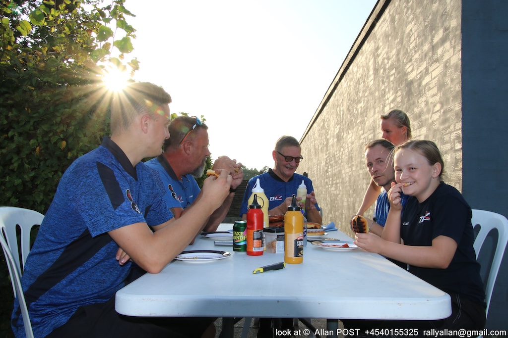 Det startede så godt for Team Hyllinge Racing
(Foto: Allan POST)